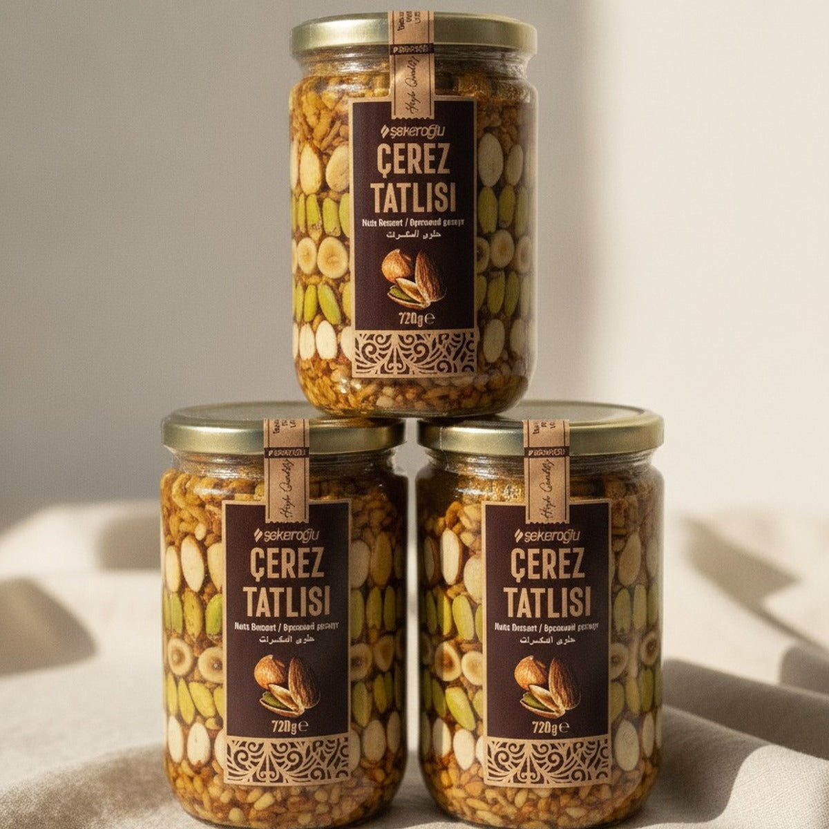 Cerez Tatlisi Nuts Dessert — lifestyle 3