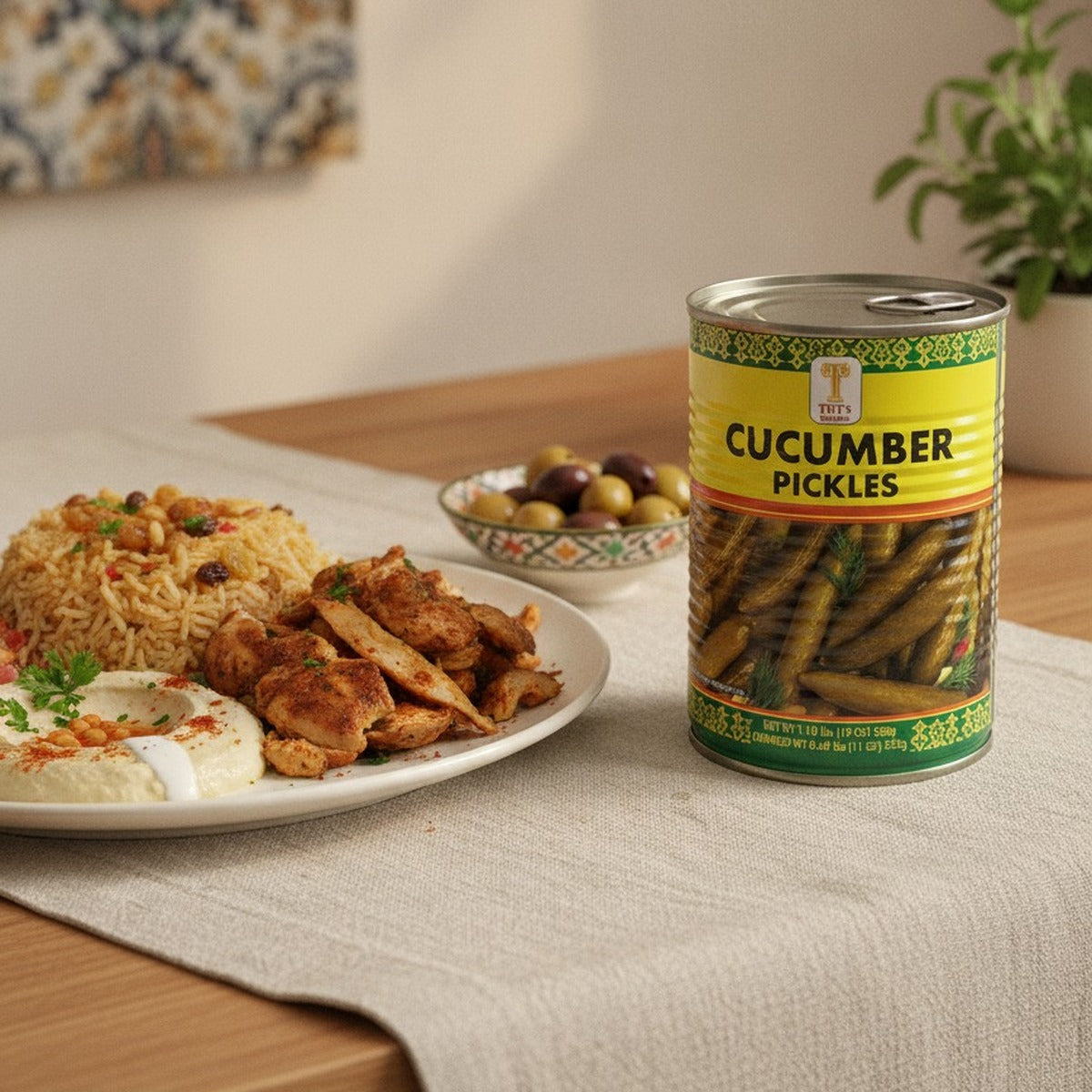 Tut's Cucumber Pickles 19oz — lifestyle 2
